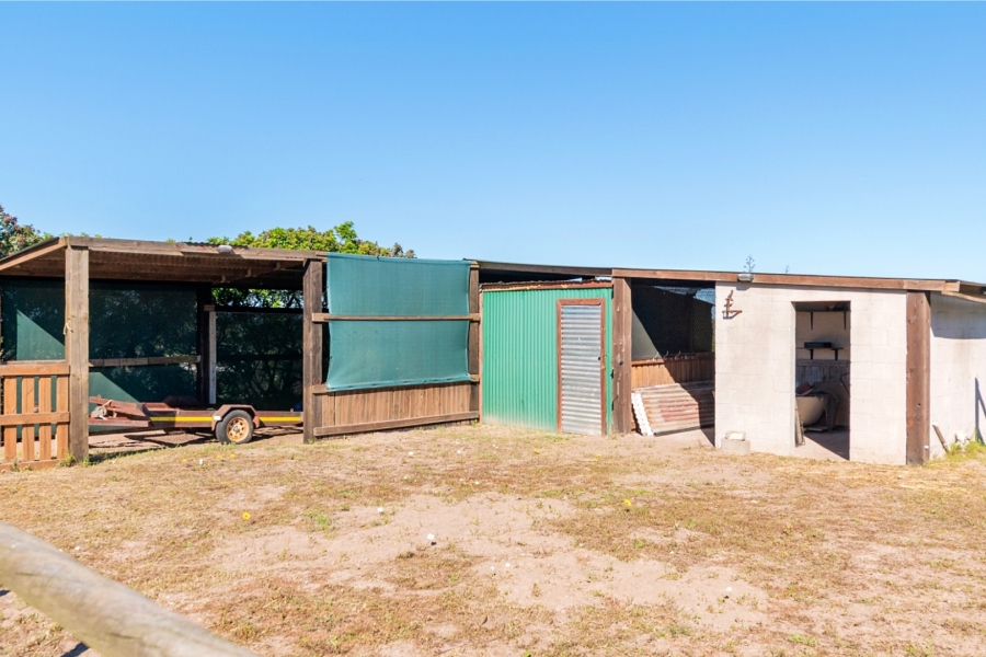 5 Bedroom Property for Sale in Trekoskraal Western Cape